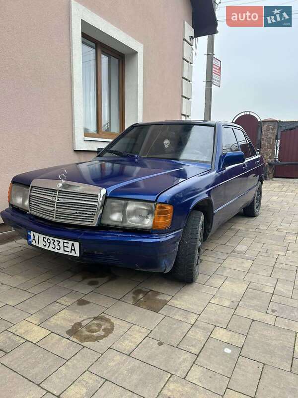 Mercedes-Benz 190 1986