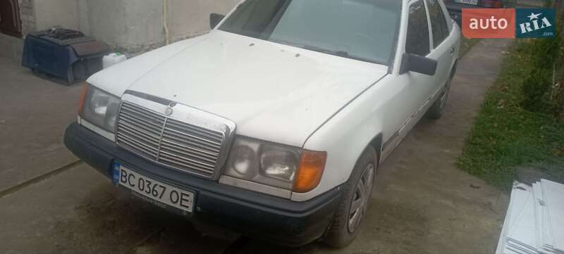 Седан Mercedes-Benz 190 1988 в Золочеве