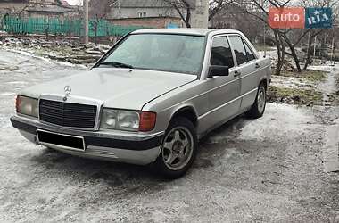 Седан Mercedes-Benz 190 1985 в Каменском