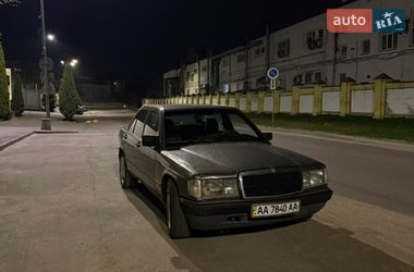 Седан Mercedes-Benz 190 1983 в Києві