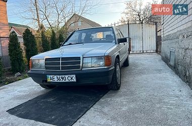 Седан Mercedes-Benz 190 1984 в Дніпрі