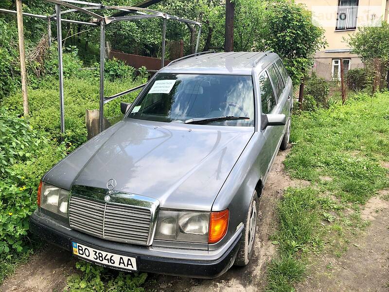 Универсал Mercedes-Benz 230 Pullman 1990 в Кременце