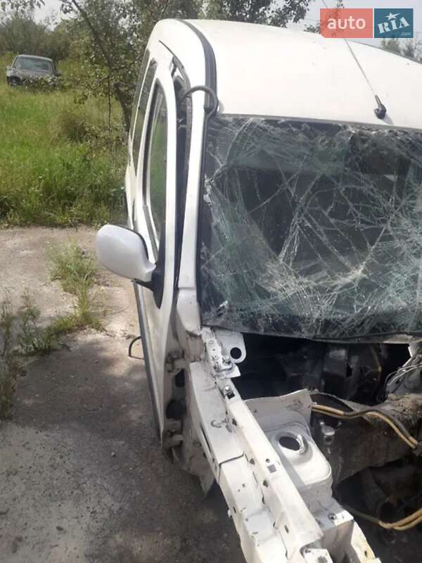 Седан Mercedes-Benz 230 Pullman 1942 в Виннице