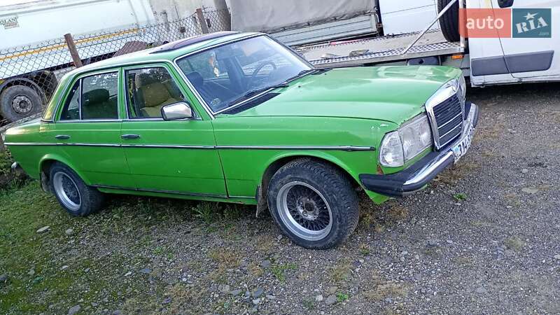 Седан Mercedes-Benz 500K 1983 в Дрогобыче
