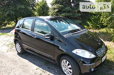 Хетчбек Mercedes-Benz A-Class 2005 в 