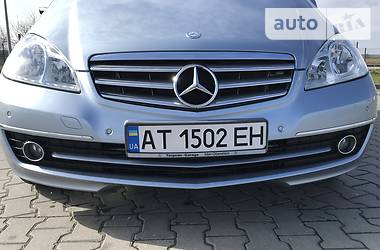 Хетчбек Mercedes-Benz A-Class 2009 в 