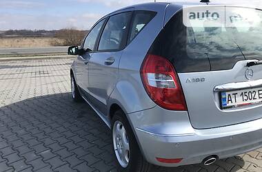 Хетчбек Mercedes-Benz A-Class 2009 в 