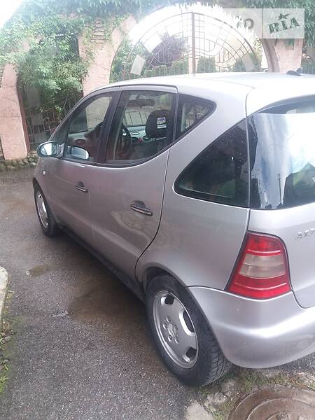 Седан Mercedes-Benz A-Class 1999 в Чернівцях