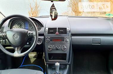 Хетчбек Mercedes-Benz A-Class 2006 в 