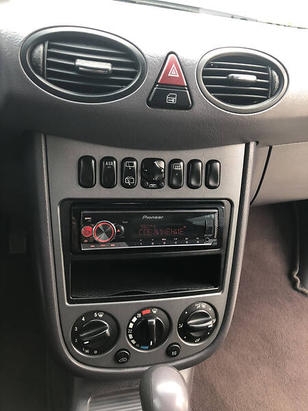Хетчбек Mercedes-Benz A-Class 2001 в Чернівцях фото 9 Хетчбек Mercedes-Benz A-Class 2001 в Чернівцях
