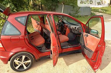 Хэтчбек Mercedes-Benz A-Class 1999 в 