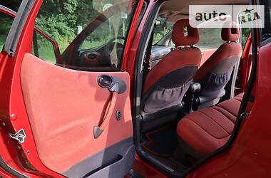 Хэтчбек Mercedes-Benz A-Class 1999 в 