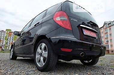 Хэтчбек Mercedes-Benz A-Class 2010 в Ивано-Франковске