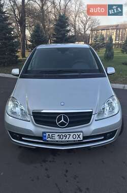 Хетчбек Mercedes-Benz A-Class 2008 в Кам'янському