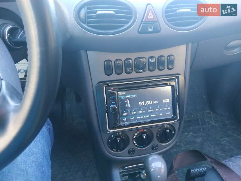 Хэтчбек Mercedes-Benz A-Class 2003 в Снятине