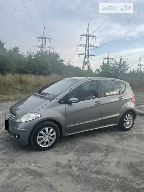 Хетчбек Mercedes-Benz A-Class 2005 в Ладижині