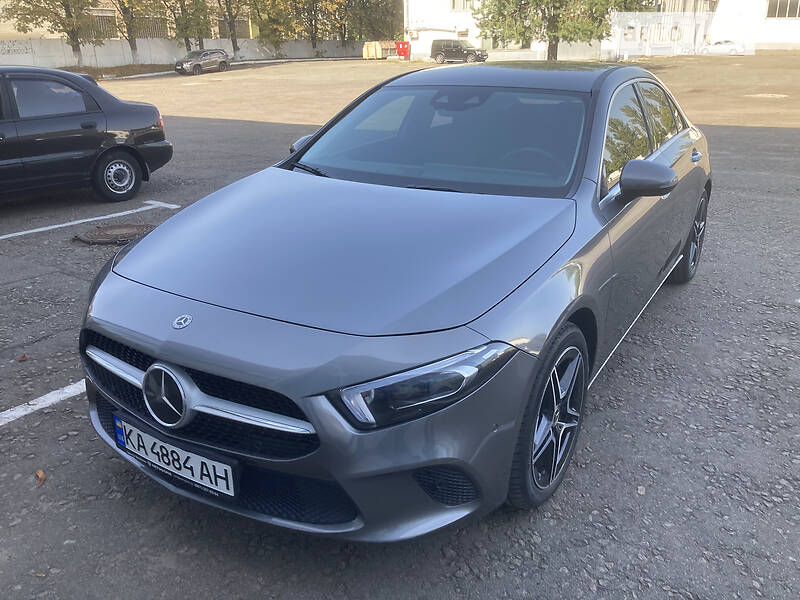 Седан Mercedes-Benz A-Class 2019 в 