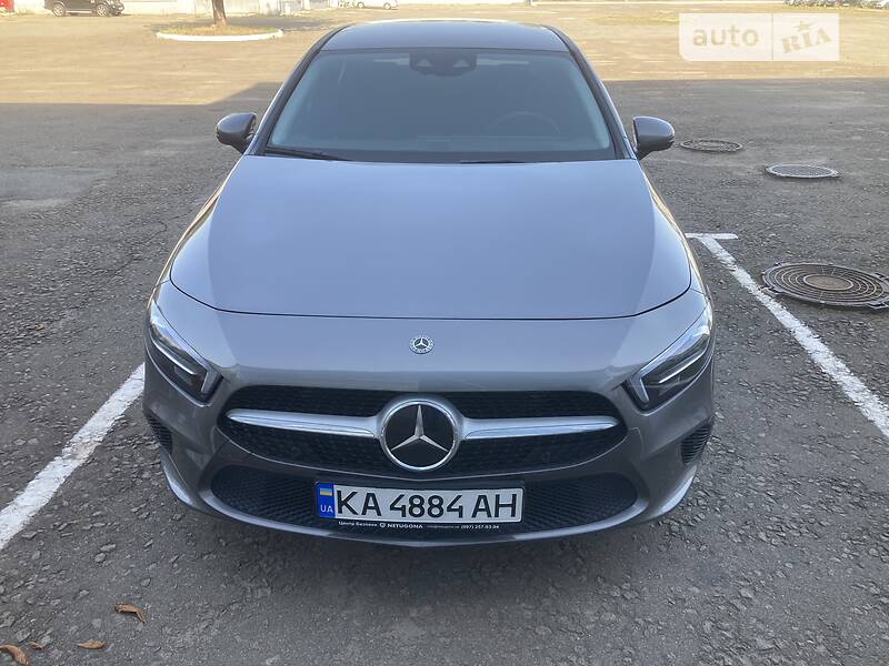 Седан Mercedes-Benz A-Class 2019 в Киеве
