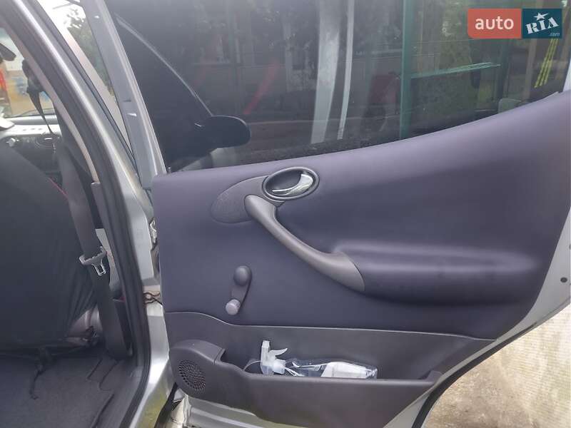 Хэтчбек Mercedes-Benz A-Class 2003 в Ужгороде фото 6 Хэтчбек Mercedes-Benz A-Class 2003 в Ужгороде