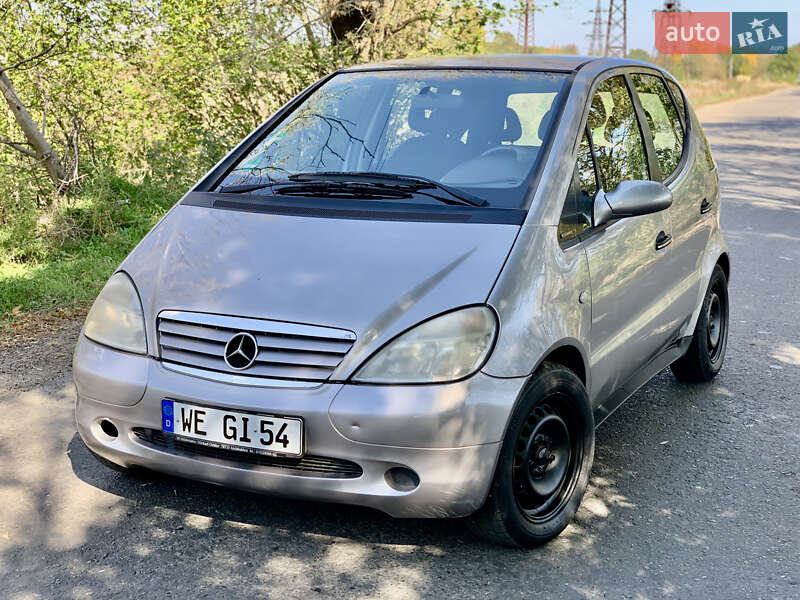 Хэтчбек Mercedes-Benz A-Class 2000 в Одессе