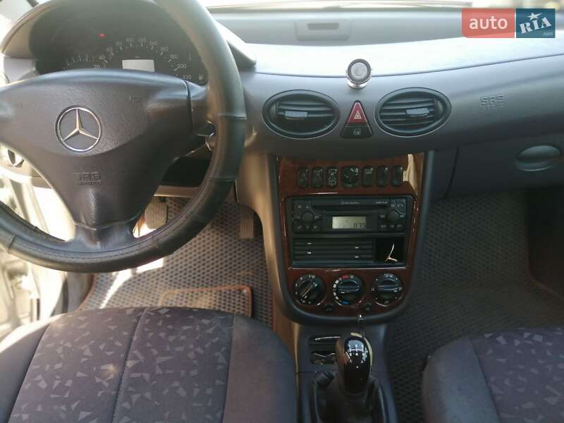 Хэтчбек Mercedes-Benz A-Class 2001 в Гнивани