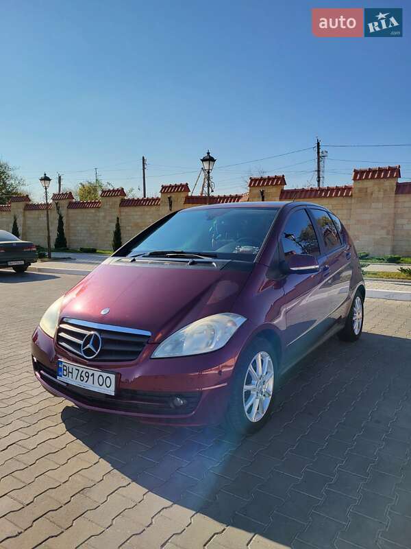 Хэтчбек Mercedes-Benz A-Class 2009 в Измаиле