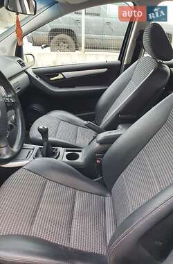 Хэтчбек Mercedes-Benz A-Class 2004 в 
