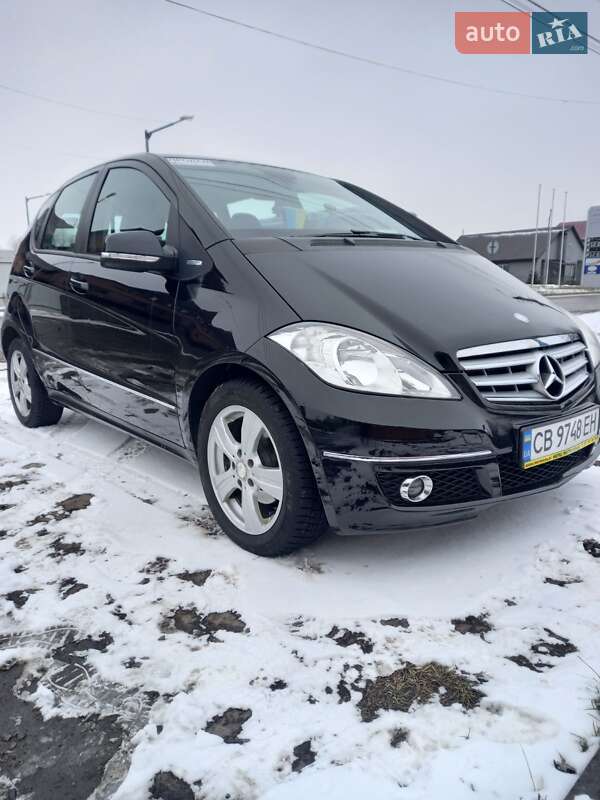 Хэтчбек Mercedes-Benz A-Class 2010 в Носовке