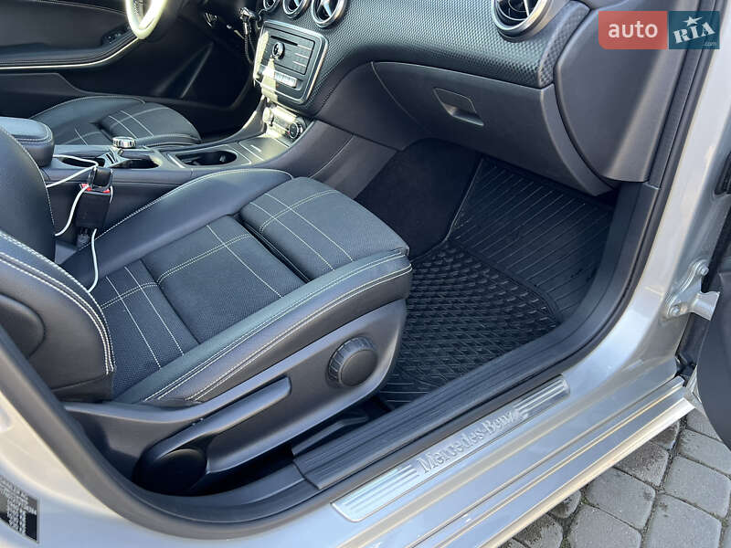 Хэтчбек Mercedes-Benz A-Class 2016 в Берегово