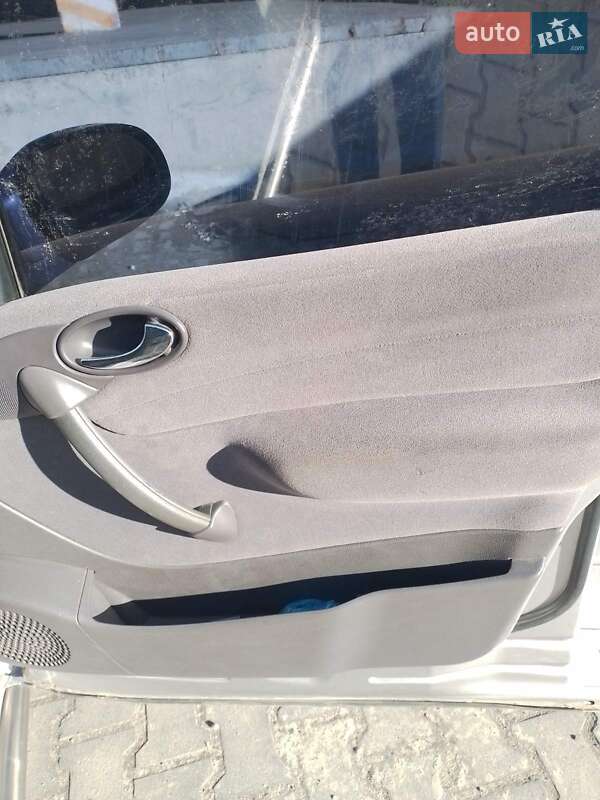 Хетчбек Mercedes-Benz A-Class 1999 в Дніпрі