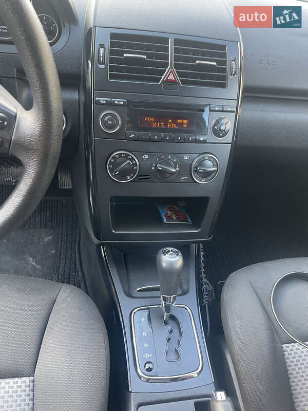 Хэтчбек Mercedes-Benz A-Class 2006 в Виннице фото 16 Хэтчбек Mercedes-Benz A-Class 2006 в Виннице
