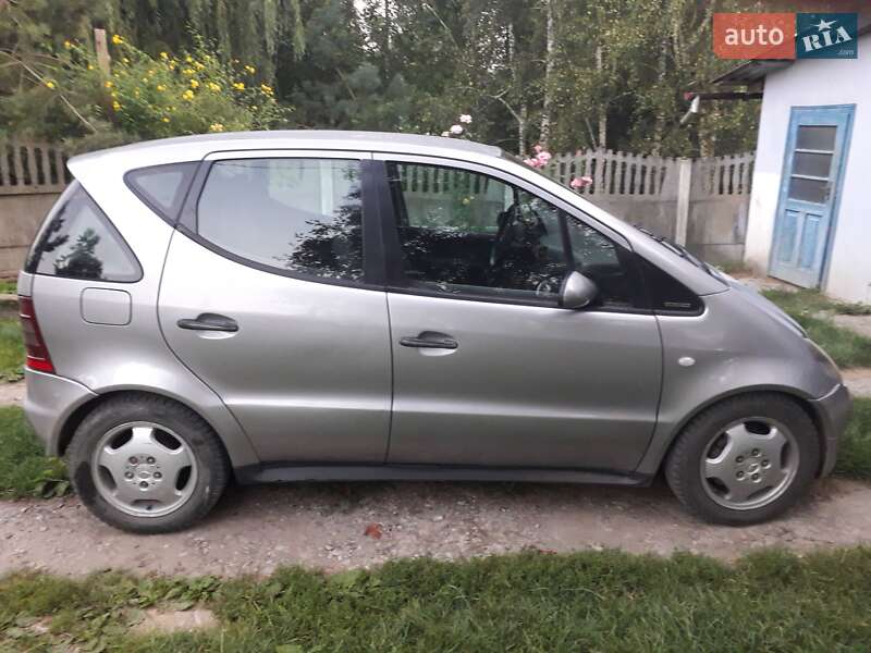 Хэтчбек Mercedes-Benz A-Class 2000 в Черновцах