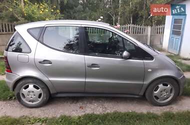 Хэтчбек Mercedes-Benz A-Class 2000 в 