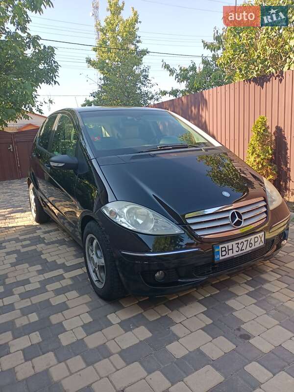 Хэтчбек Mercedes-Benz A-Class 2007 в Раздельной