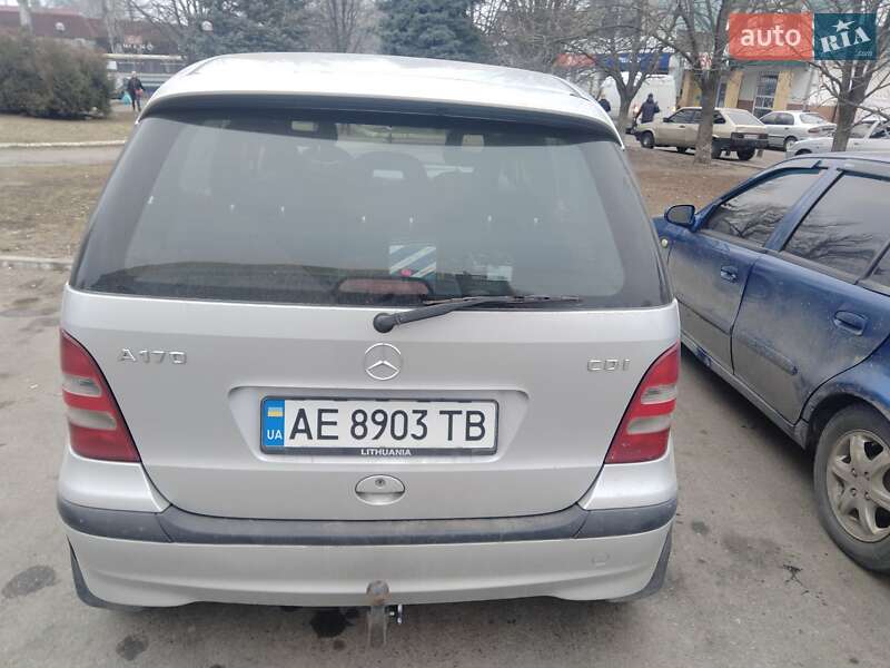 Хэтчбек Mercedes-Benz A-Class 2004 в Синельниково