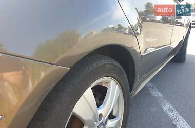 Хэтчбек Mercedes-Benz A-Class 2011 в 