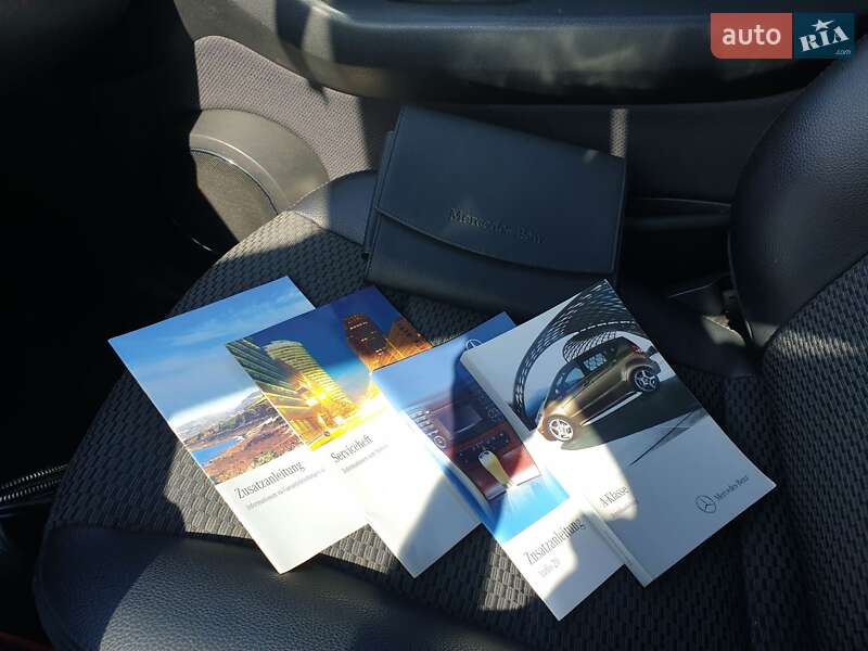 Хэтчбек Mercedes-Benz A-Class 2011 в Киеве