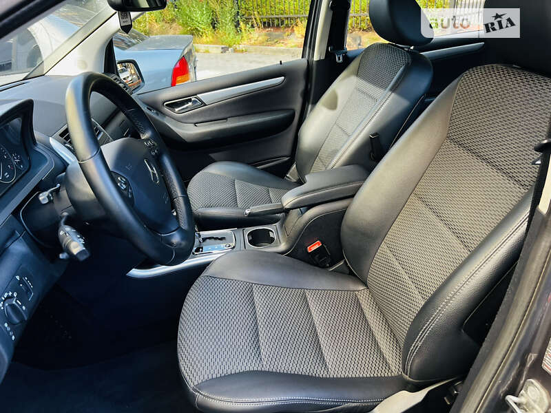 Хэтчбек Mercedes-Benz A-Class 2010 в Киеве
