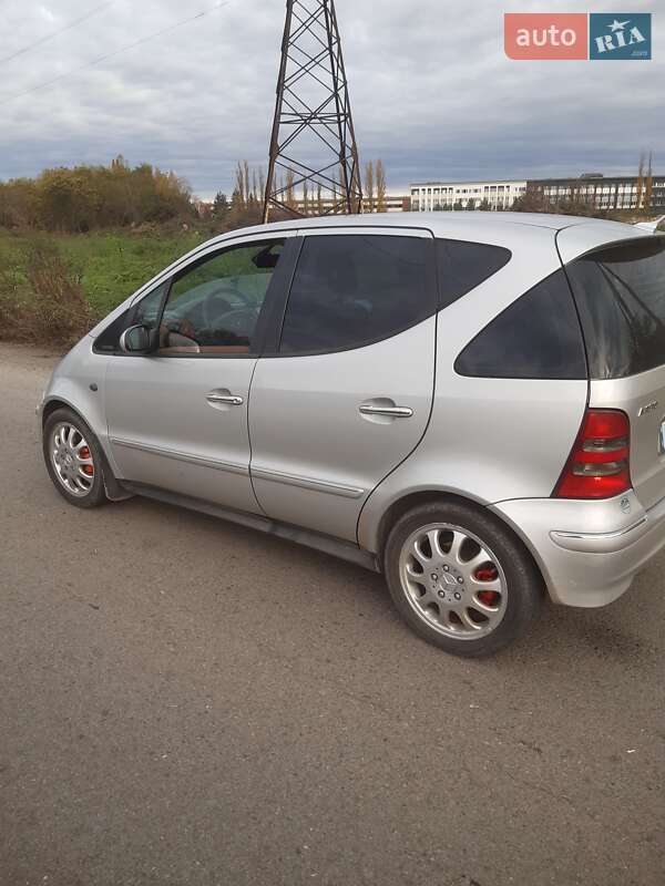 Хетчбек Mercedes-Benz A-Class 2001 в Ужгороді