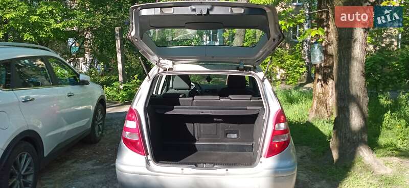 Хэтчбек Mercedes-Benz A-Class 2006 в Киеве