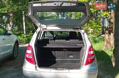 Хэтчбек Mercedes-Benz A-Class 2006 в 