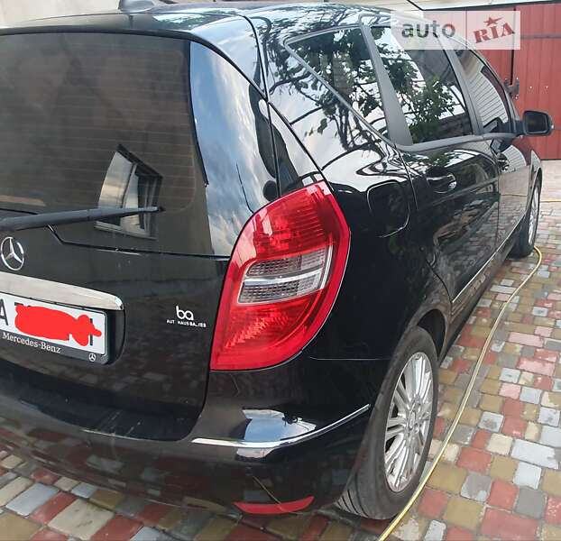 Хэтчбек Mercedes-Benz A-Class 2011 в Киеве фото 5 Хэтчбек Mercedes-Benz A-Class 2011 в Киеве