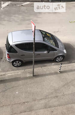 Хэтчбек Mercedes-Benz A-Class 2000 в 