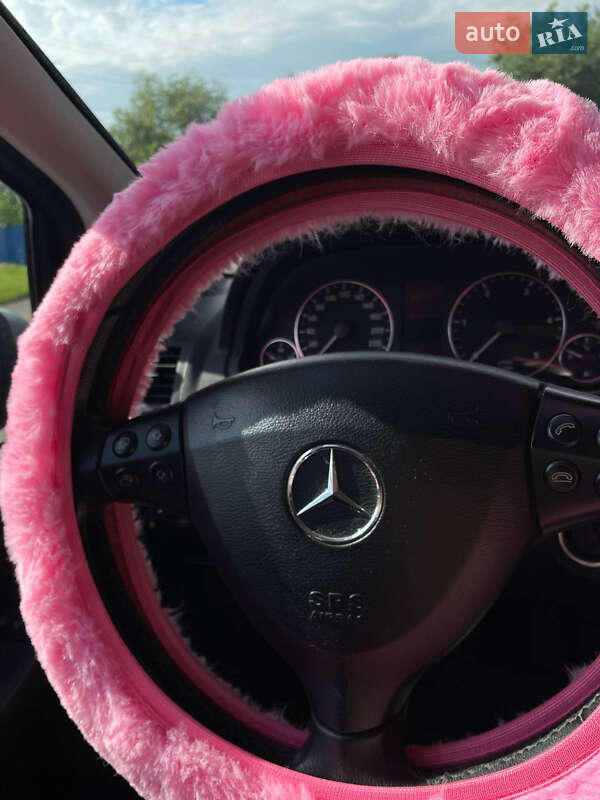 Хэтчбек Mercedes-Benz A-Class 2010 в Киеве