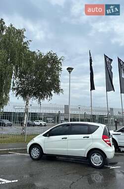 Хэтчбек Mercedes-Benz A-Class 2008 в 