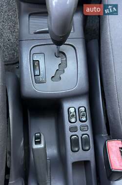 Хэтчбек Mercedes-Benz A-Class 2004 в 