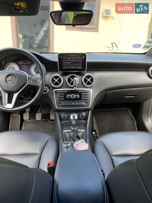 Хэтчбек Mercedes-Benz A-Class 2012 в Ивано-Франковске