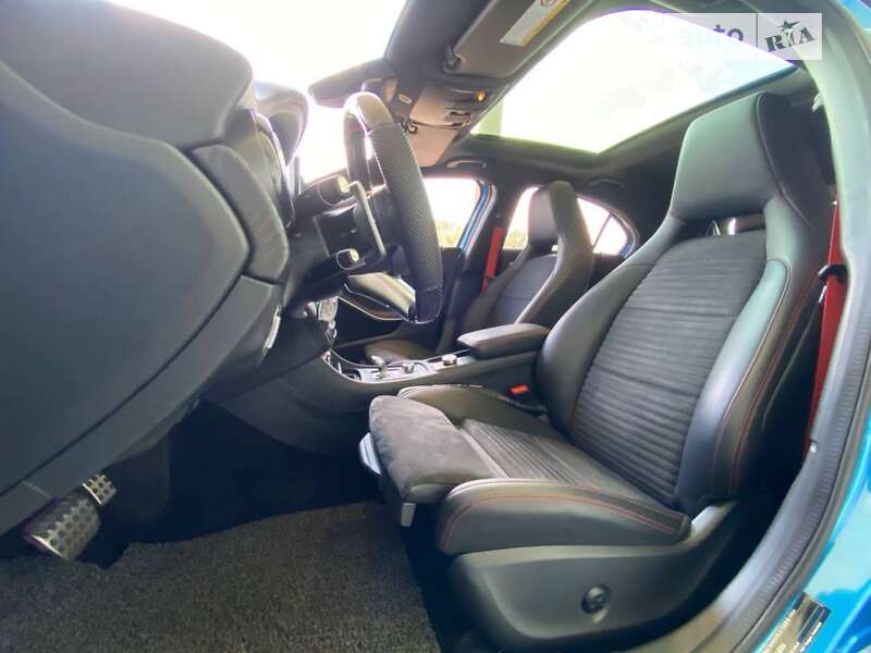 Хэтчбек Mercedes-Benz A-Class 2017 в Киеве