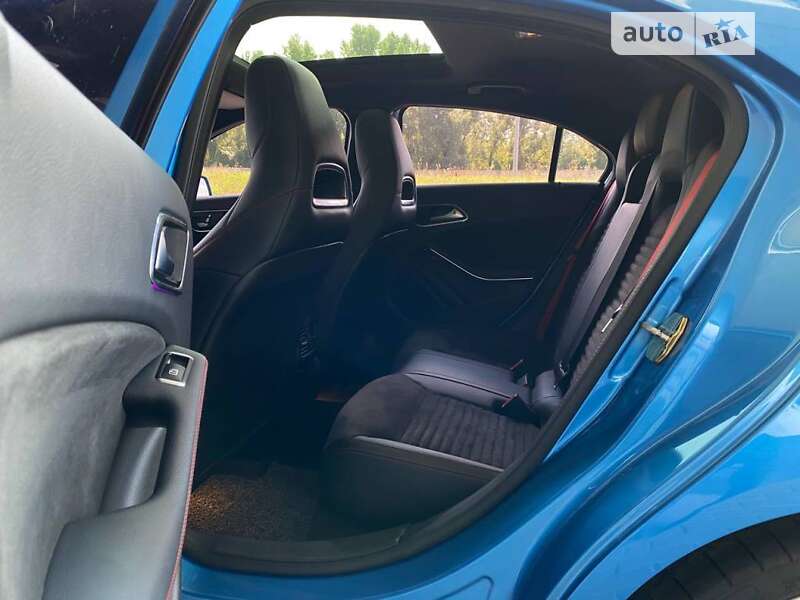 Хэтчбек Mercedes-Benz A-Class 2017 в Киеве