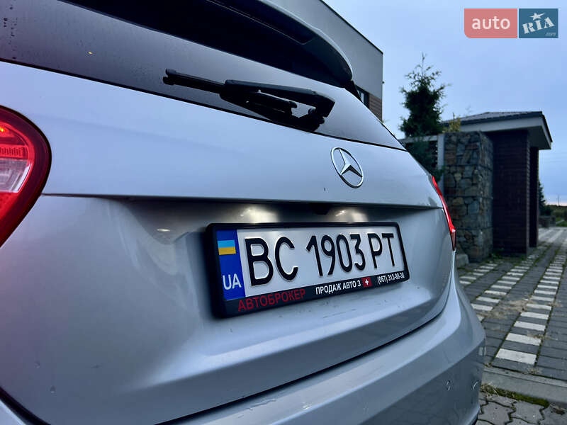 Хэтчбек Mercedes-Benz A-Class 2015 в Львове фото 14 Хэтчбек Mercedes-Benz A-Class 2015 в Львове
